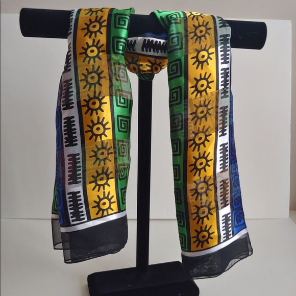 Fancy Patterned Scarfs... - Picture 4 of 5